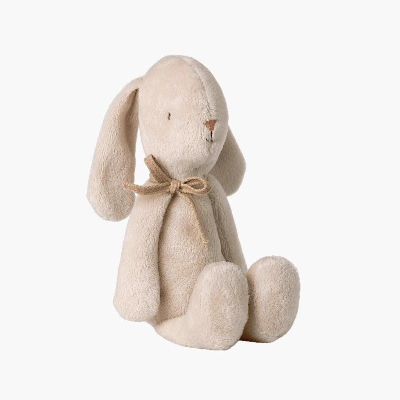 Maileg: maskotka króliczek Soft Bunny Small 21 cm - Noski Noski