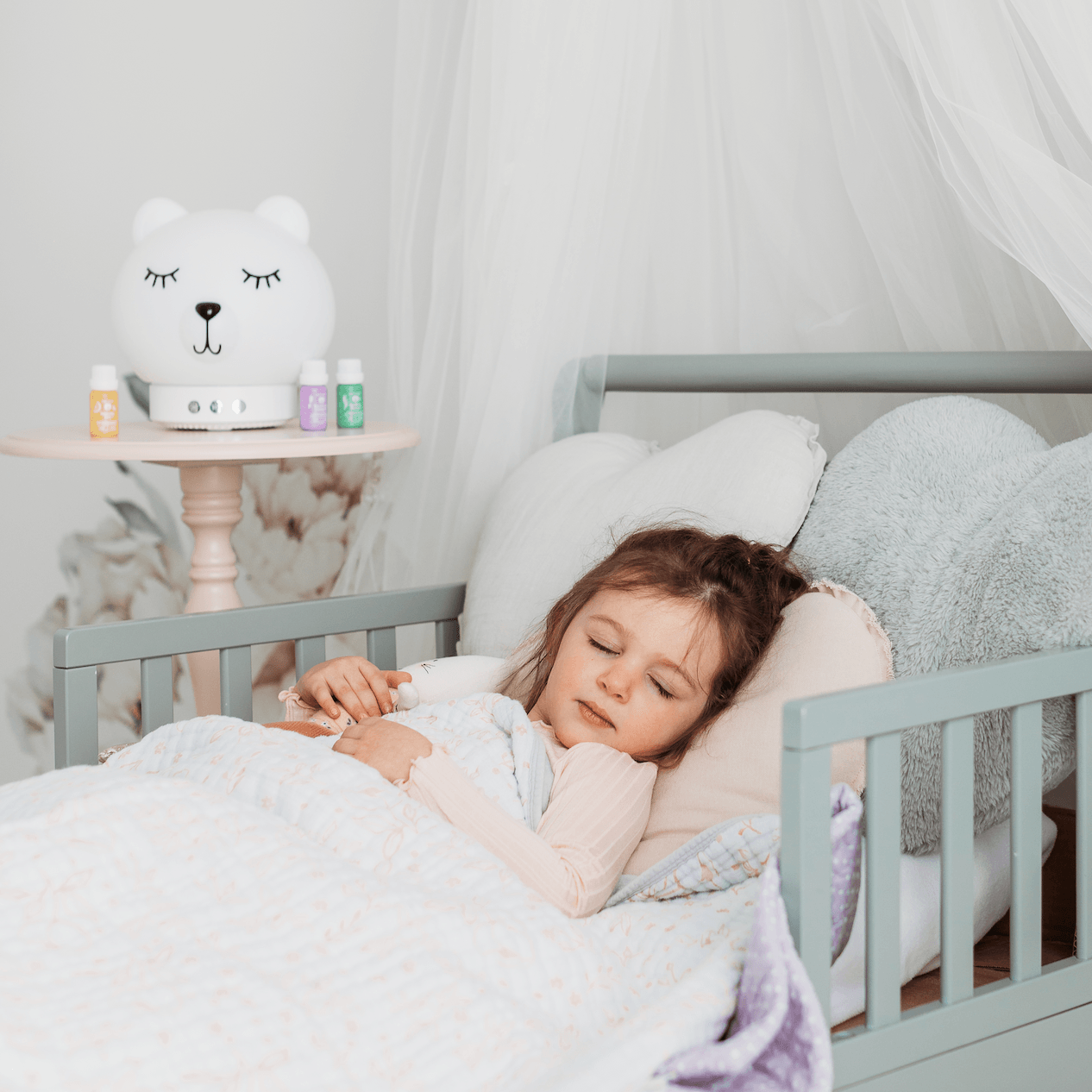 Baby Dream Machine: organiczny olejek Sniffles Relief Eukaliptus - Noski Noski