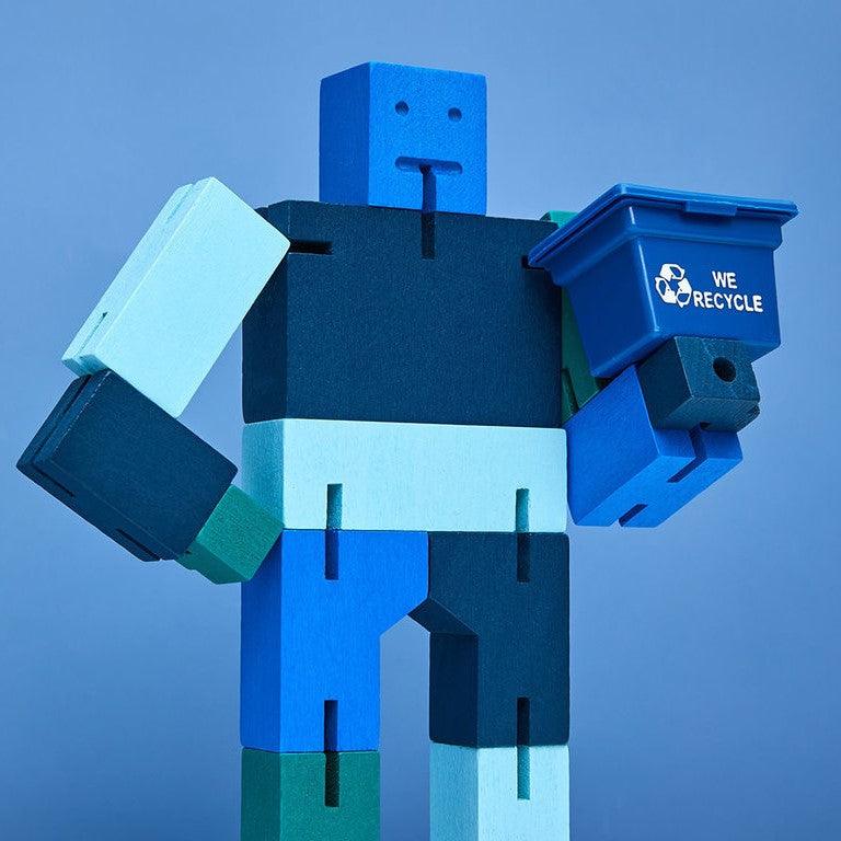 Areaware: drewniany elastyczny robot Cubebot Micro Capsule Collection - Noski Noski