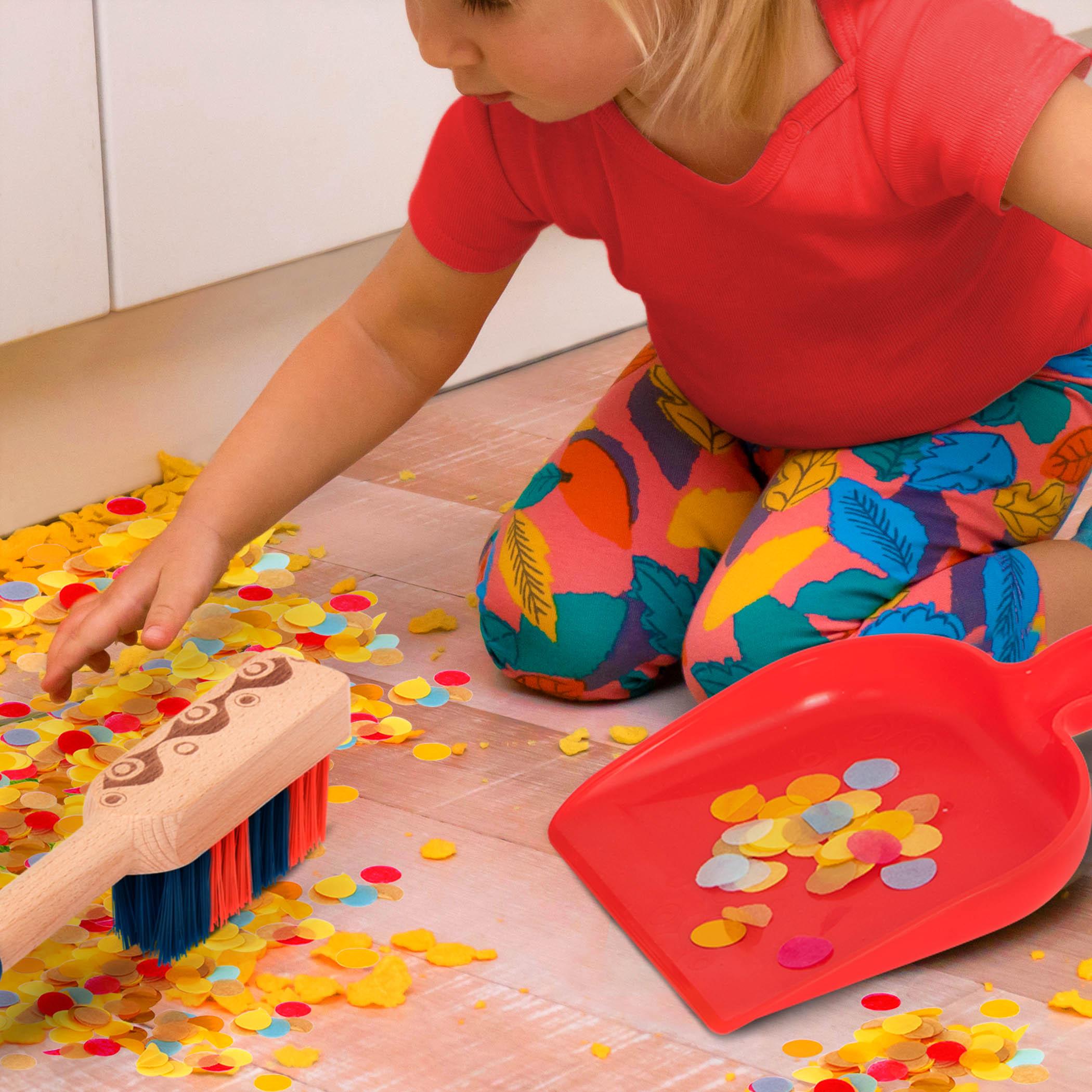 B.Toys: zestaw do sprzątania Clean'n'Play - Noski Noski