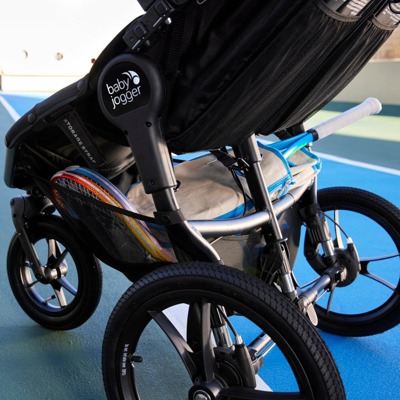 Baby Jogger: wózek spacerowy do zadań specjalnych Summit X3 Running Stroller - Noski Noski