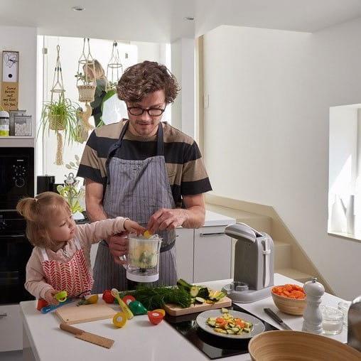 Beaba: wielofunkcyjne urządzenie do gotowania Babycook Grey - Noski Noski