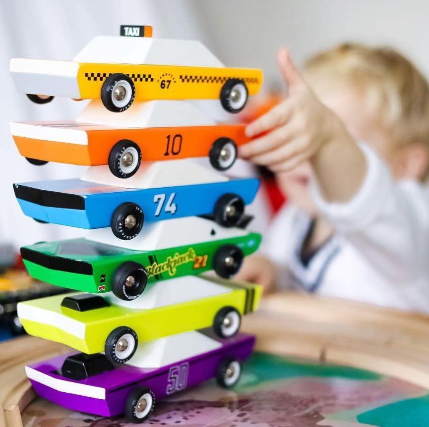 Candylab Toys: drewniany samochód taksówka Americana CandyCab - Noski Noski