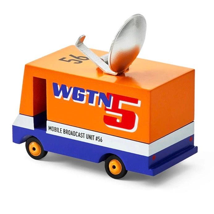Candylab Toys: drewniany samochodzik News Van - Noski Noski