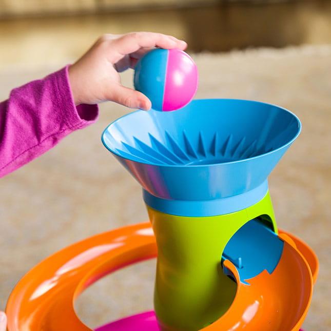 Fat Brain Toys: zjeżdżalnia dla kulek RollAgain Tower - Noski Noski
