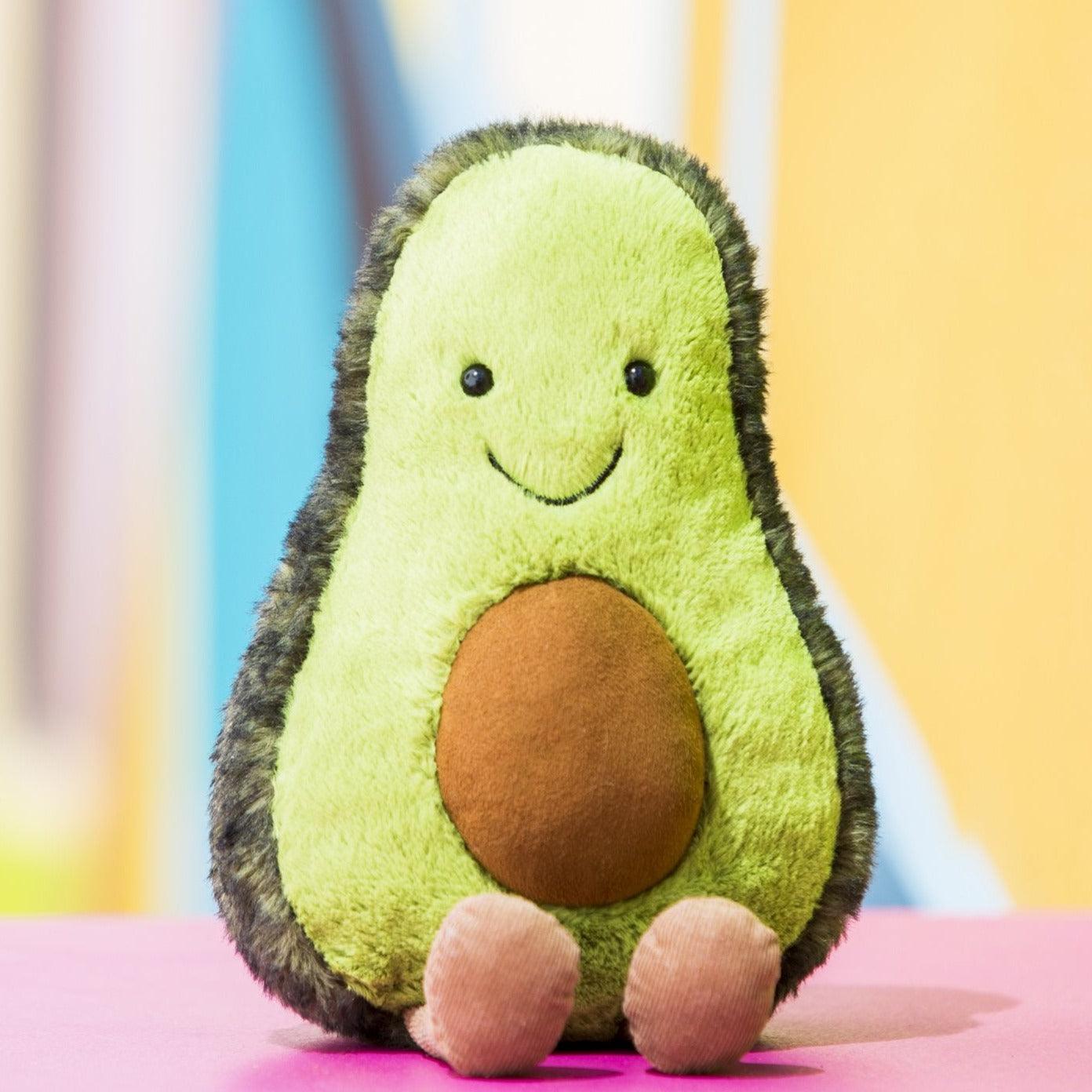 Jellycat: przytulanka małe awokado Amuseable Avocado 20 cm - Noski Noski