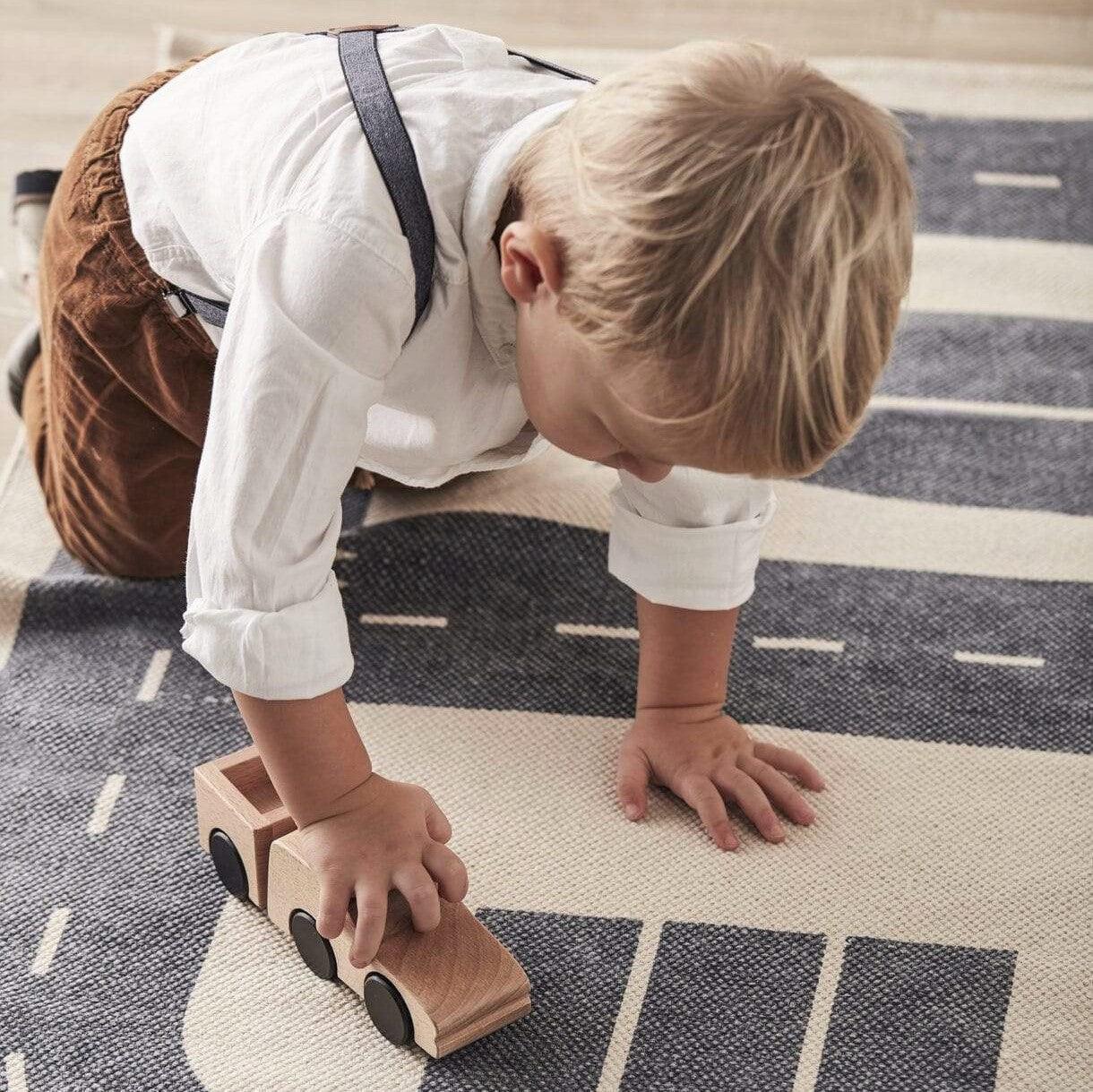 Kid's Concept: drewniany samochód Pick Up Aiden - Noski Noski