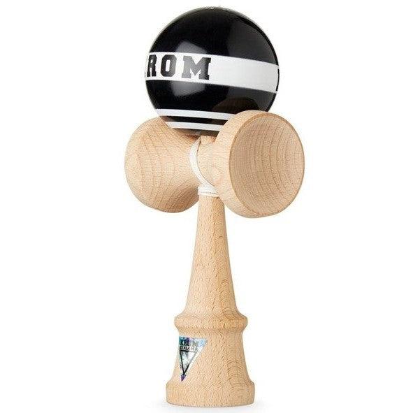 Krom: kendama Strogo - Noski Noski