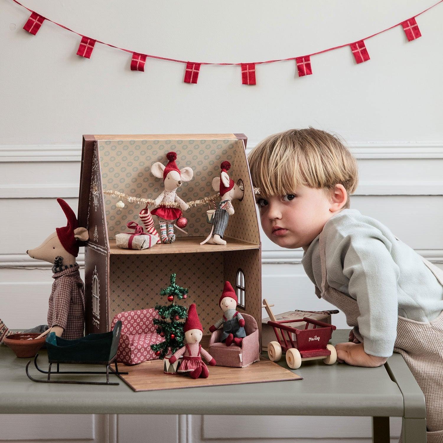 Maileg: domek z piernika Gingerbread House - Noski Noski
