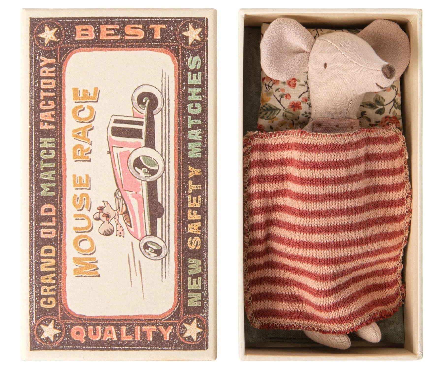 Maileg: myszka w groszki w pudełku Big Sister in Matchbox 12 cm - Noski Noski