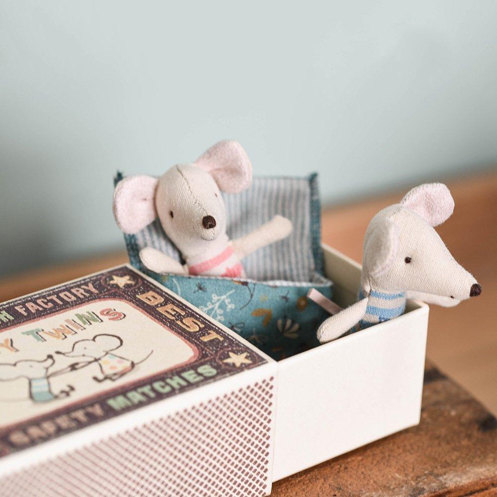 Maileg: myszki bliźniaki w pudełku Baby Mouse Twins in Box Stripes 8 cm - Noski Noski