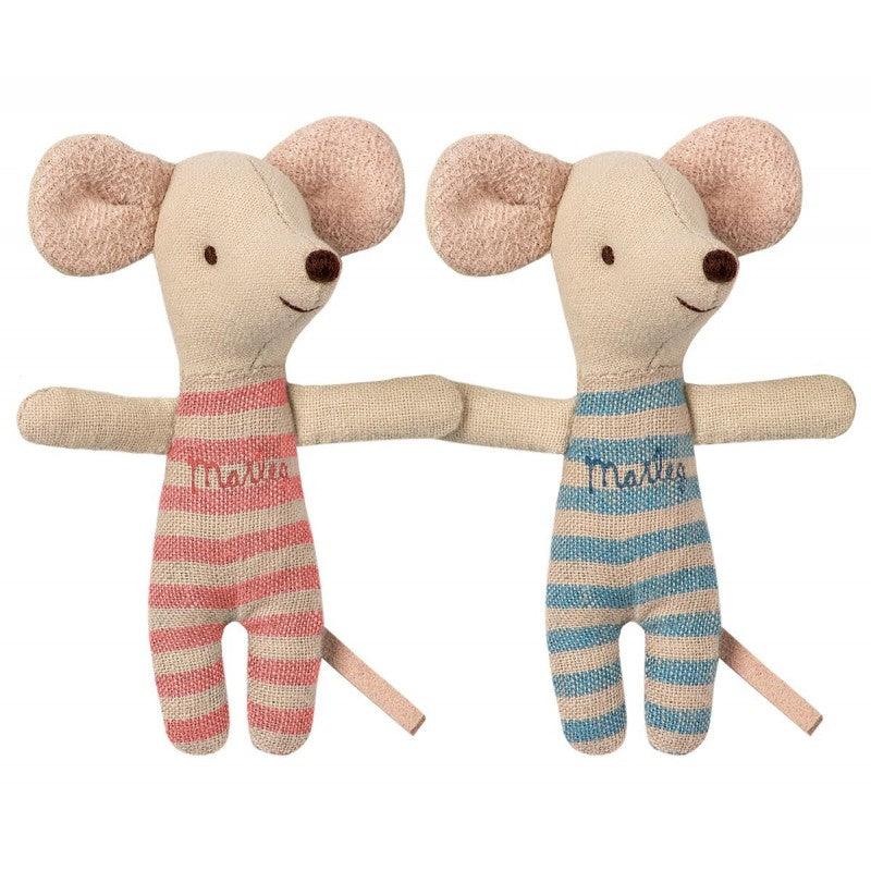 Maileg: myszki bliźniaki w pudełku Baby Mouse Twins in Box Stripes 8 cm - Noski Noski