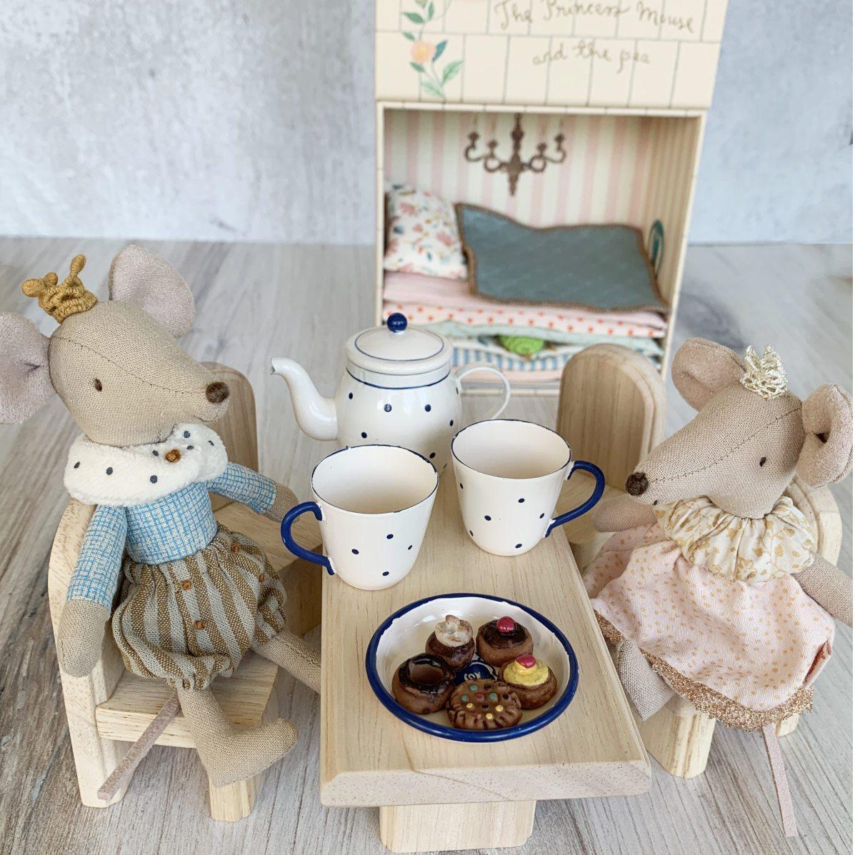 Maileg: serwis do herbaty Tea & Biscuits - Noski Noski