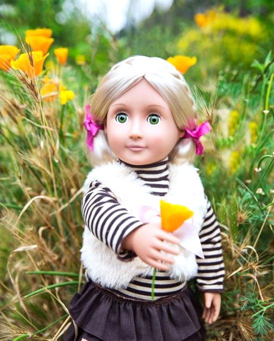 Our Generation: lalka Holly 46 cm - Noski Noski