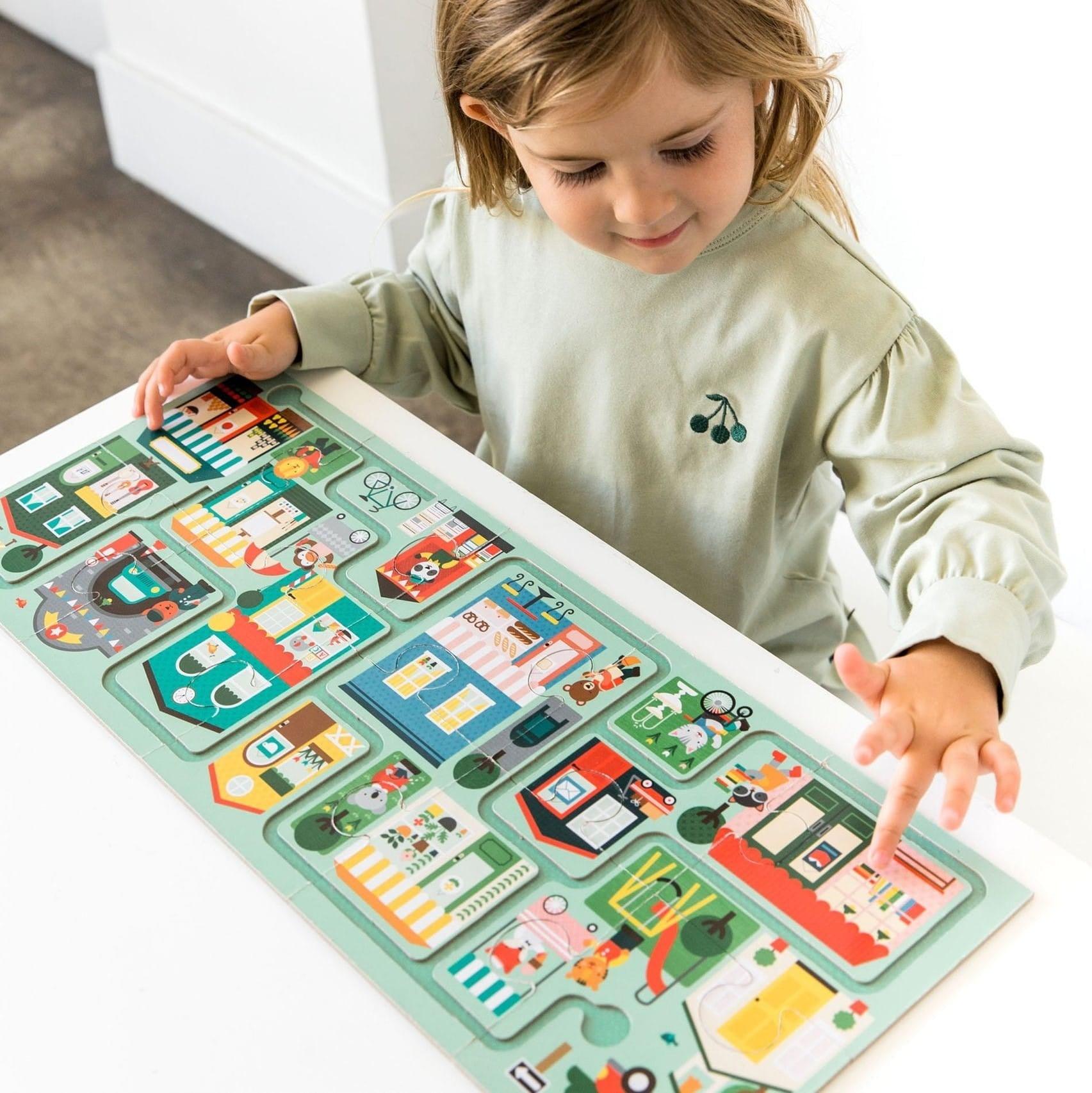 Petit Collage: puzzle obserwacyjne dom Follow + Spot In Our House - Noski Noski