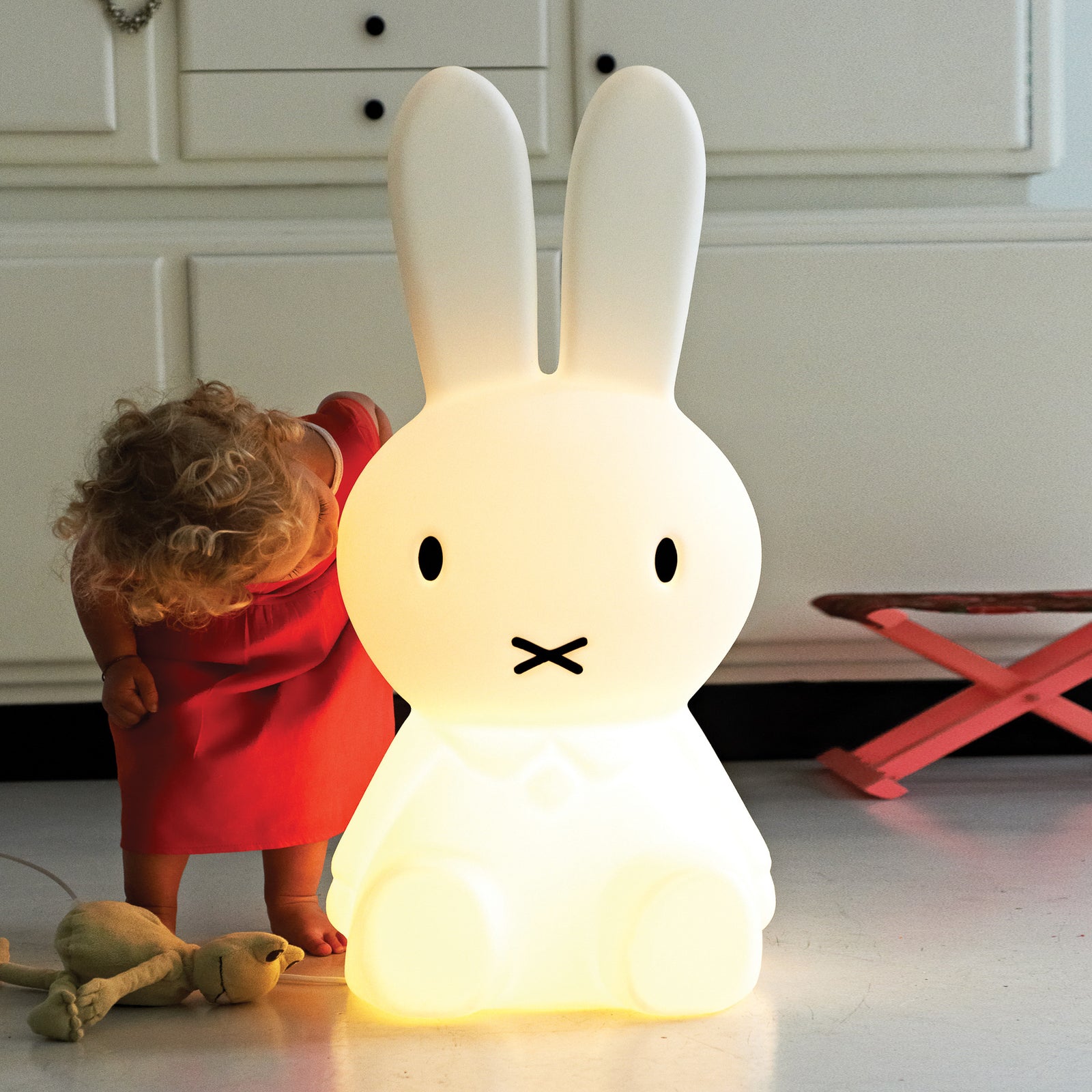 Mrmaria: Lampe mit Adapter Bunny Miffy High Lamp XL