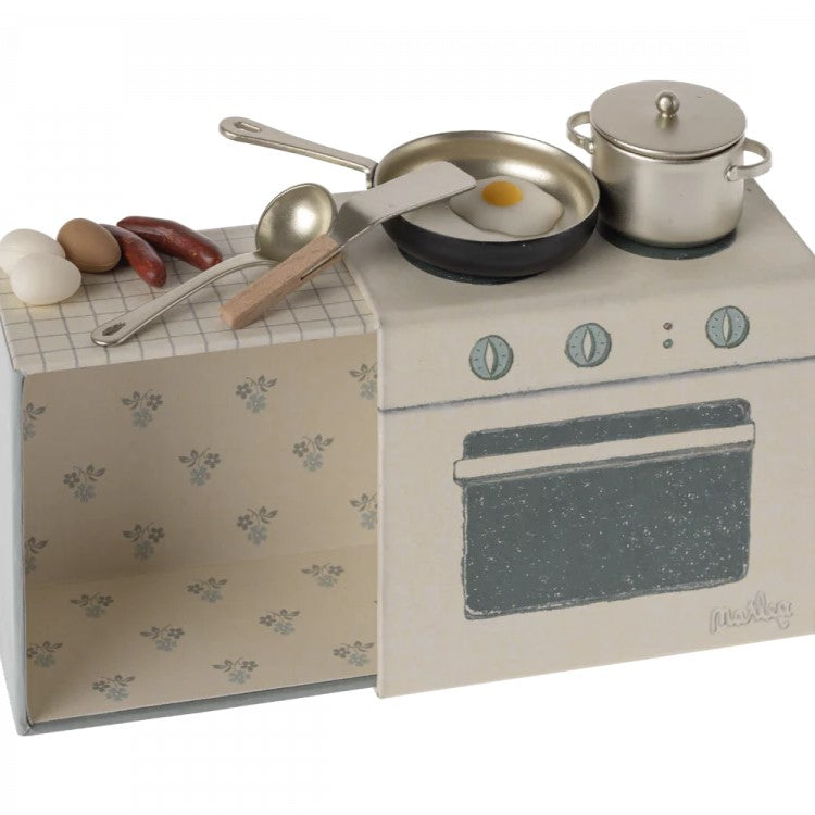 Maileg: kitchen kit for cooking set mice