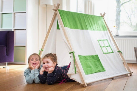 Namiot dla dzieci Bs Toys Tipi, bawełniany, z drewnianą ramą, idealny do zabawy w domu i ogrodzie.