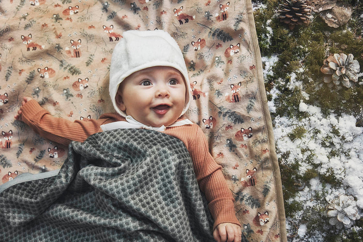 Czapka zimowa chłopięca Elodie Details Winter Bonnet Shearling 6-12 miesięcy