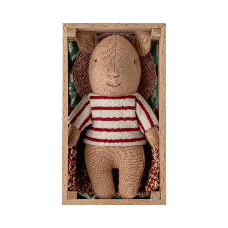 Maileg: Schweines kuschelig in der Baby -Mädchenbox 11 cm