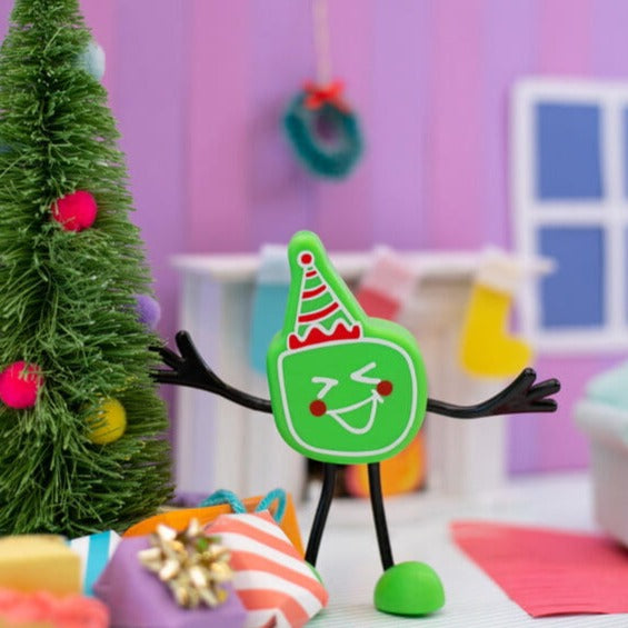 Glo Pals: un chico y cubos sensoriales brillantes a la edición navideña de juguete sensorial de iluminación de agua