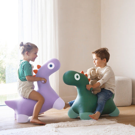 Gumowy skoczek dla dzieci Quut Hoppi Dino, intensywne kolory, poręczne uchwyty, wygodne siedzisko, trenuje równowagę.