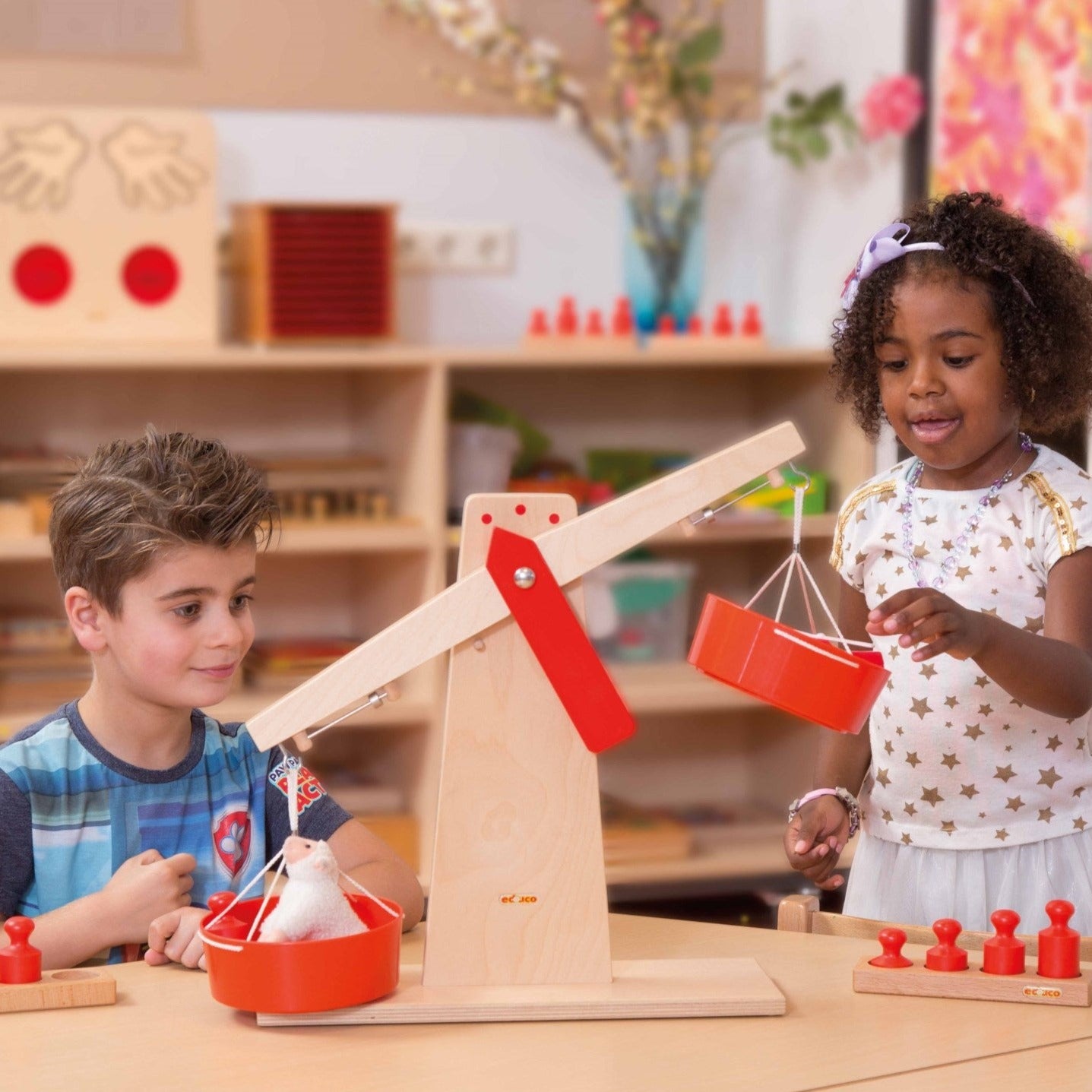 Nienhuis Montessori: Big Scales Scales