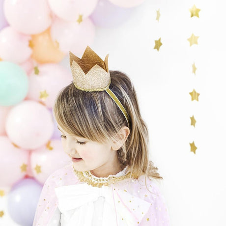 Korona Partydeco Złota Tiara, diadem dla małej księżniczki na bal karnawałowy, jasełka czy Halloween.
