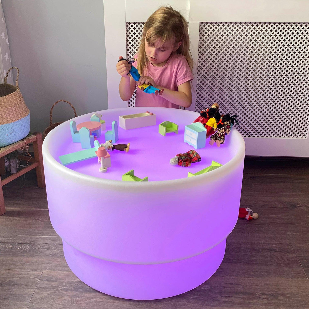 TickiT: podświetlany wodny stolik sensoryczny Sensory Mood Table V2