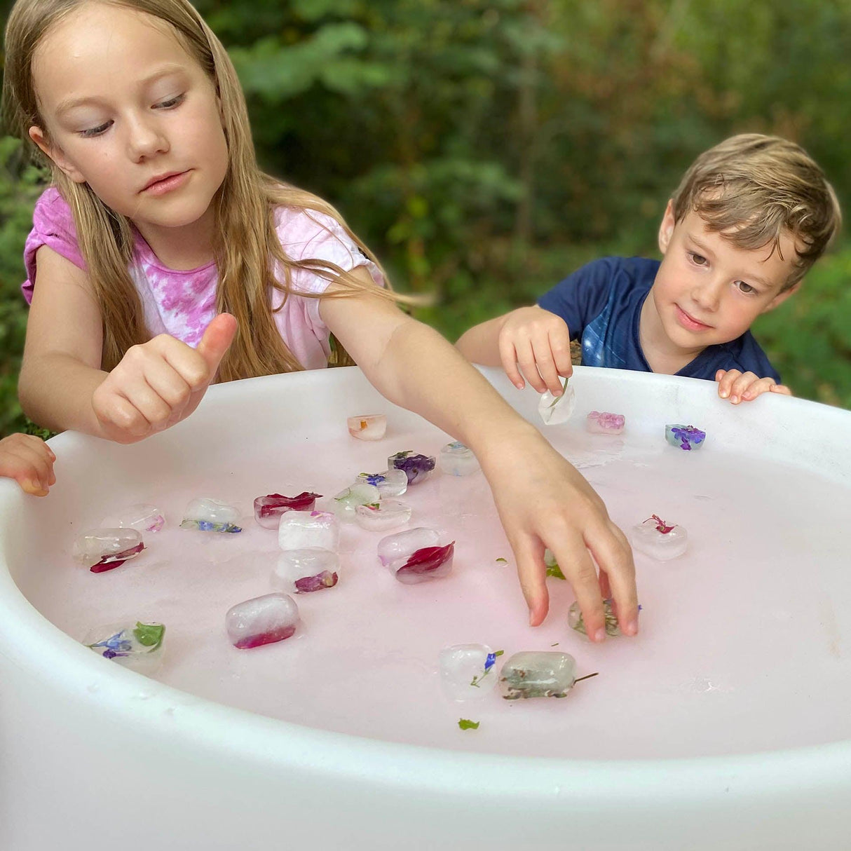 TickiT: podświetlany wodny stolik sensoryczny Sensory Mood Table V2