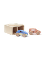 Garaż drewniany Kid's Concept Aiden - solidna konstrukcja, dwa samochodziki, funkcjonalny parking dla małych miłośników motoryzacji.