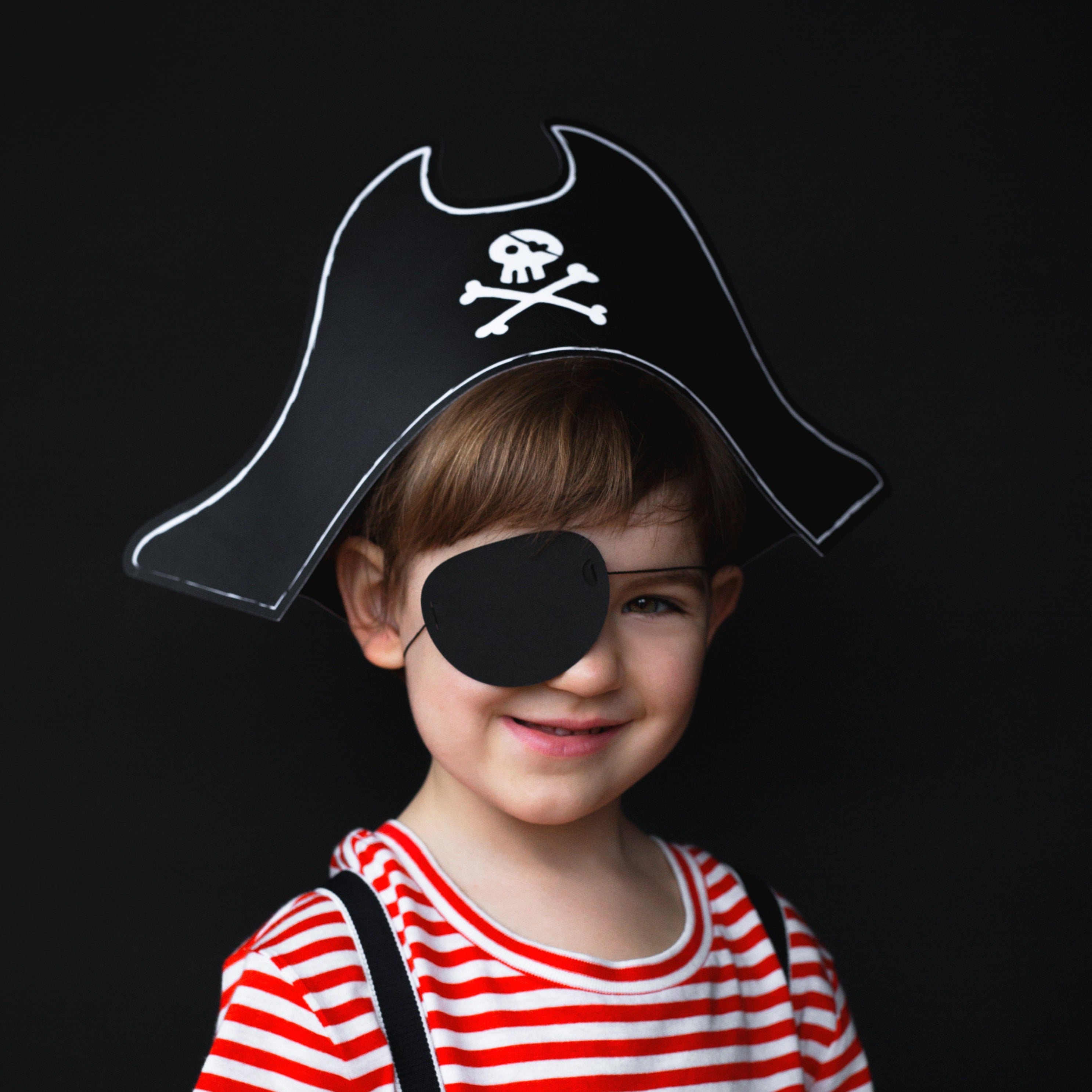 PartyDeco: czapka i opaska na oko Pirat