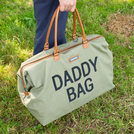 Torba podróżna Childhome Daddy Bag kanwas khaki, idealna jako torba do wózka, z dobrze zorganizowanym wnętrzem.