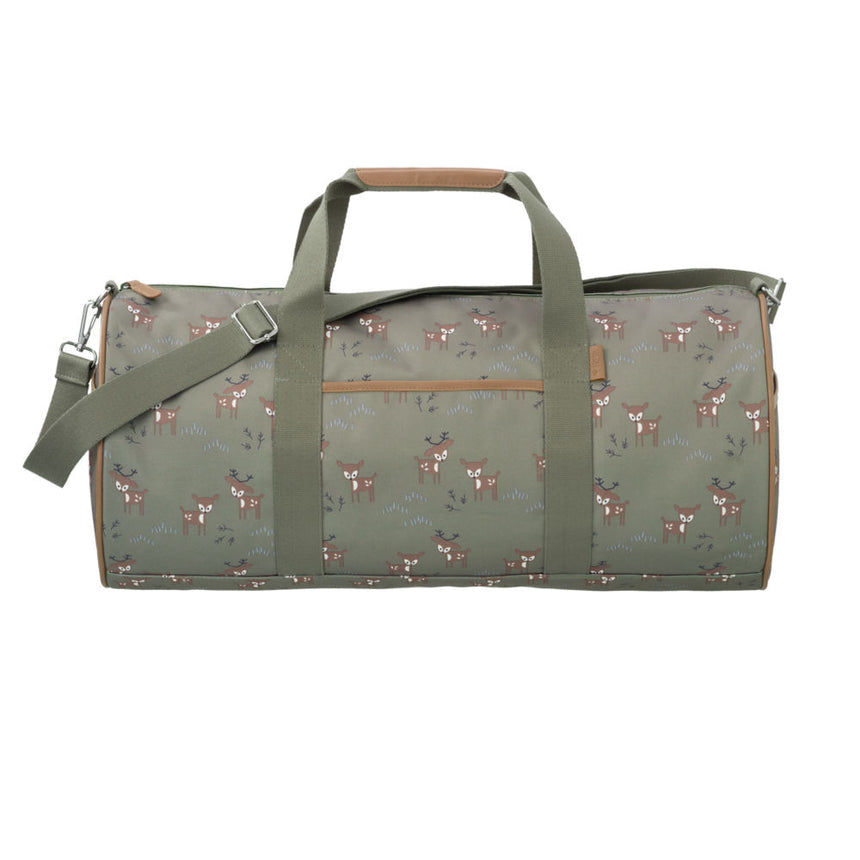 Torba podróżna Fresk Weekender Jelonek Olive, pojemna, funkcjonalna i stylowa, idealna na rodzinne wyjazdy i weekendowe przygody.