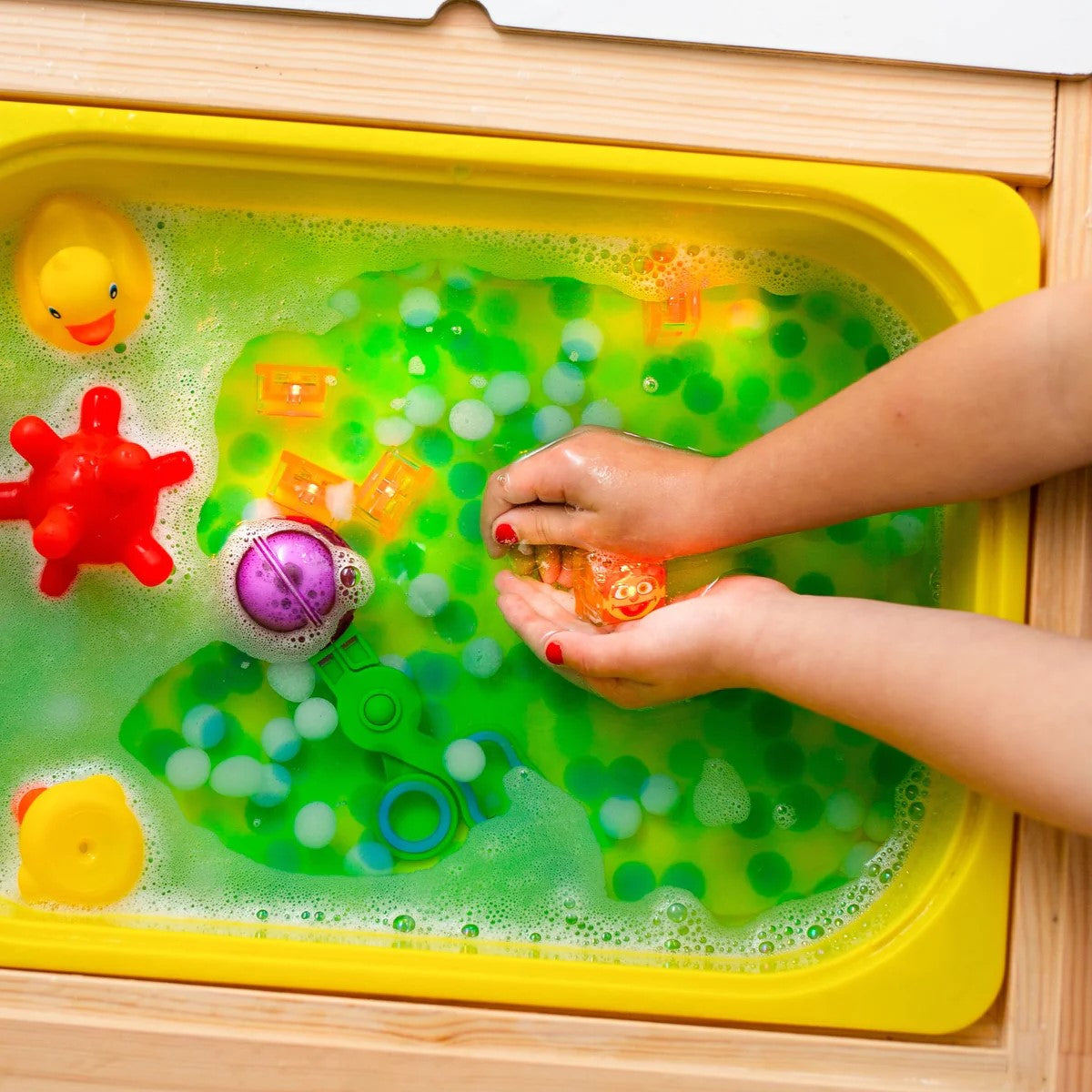 Piscina de Bolas de Espuma con 50 Bolas Coloridas para Niños de 3+