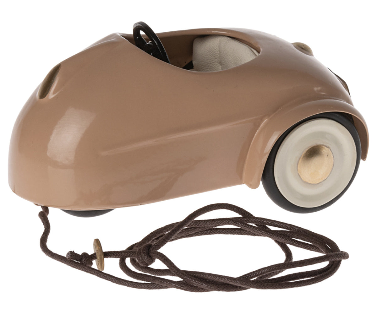 Майда: Автомобіль для мишей миші