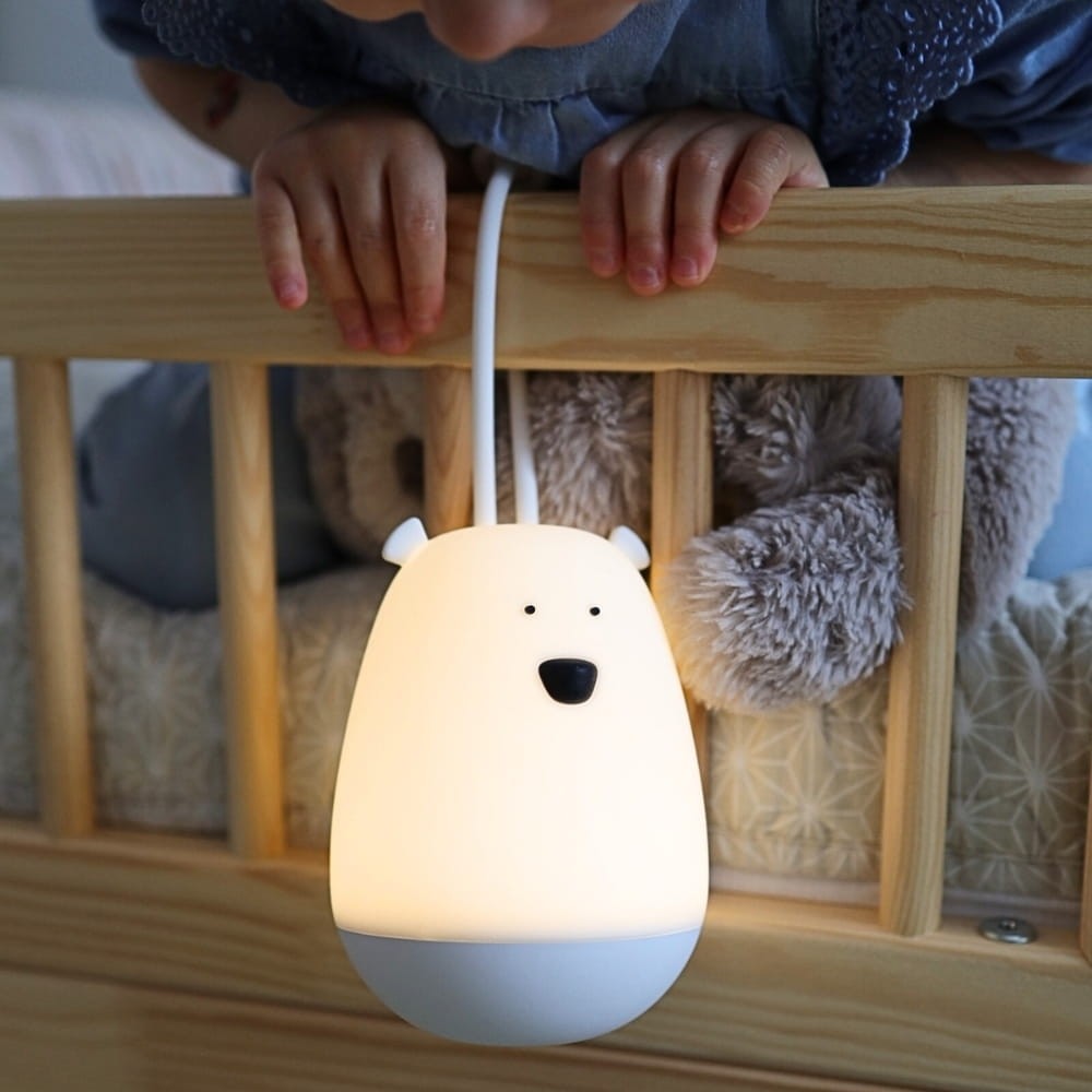 Conejo y amigos: lámpara de silicona con oso colgante