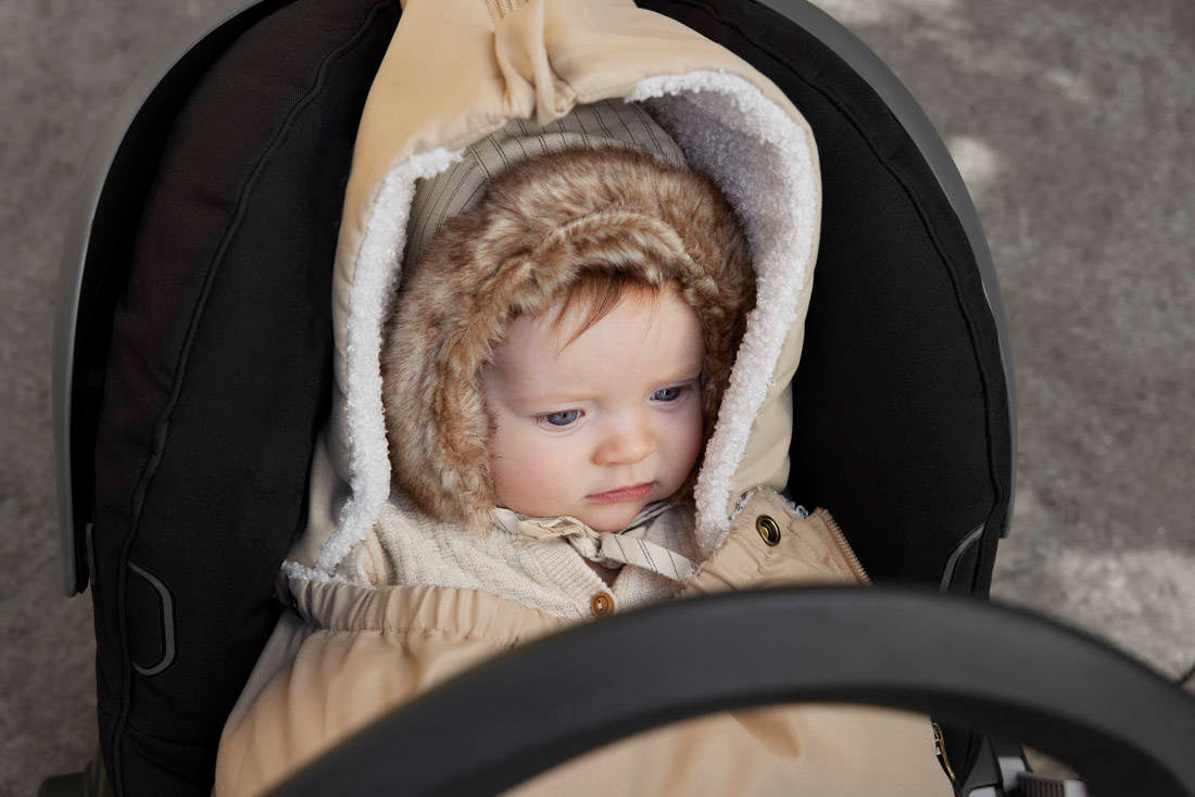Czapka dla dziecka Elodie Details Winter Bonnet Pinstripe 6-12 miesięcy