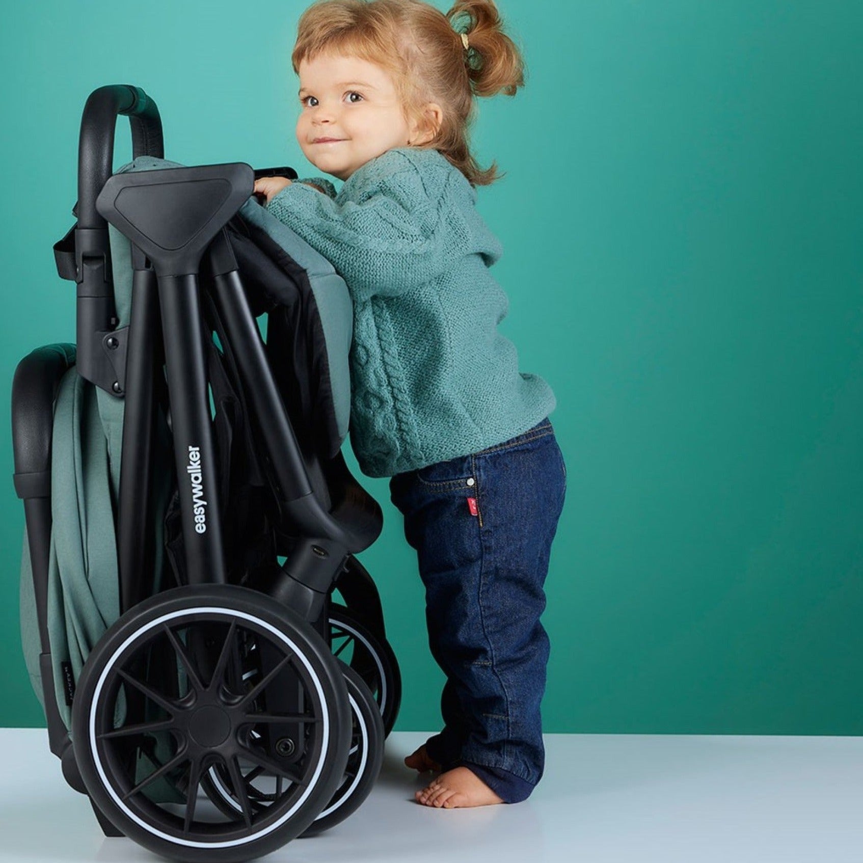 Easywalker: spacious self -arranging Jackey XL stroller