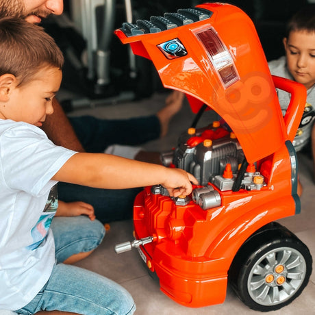 Zestaw Mechanika dla Dzieci - 61 elementów, Warsztat Samochodowy Woopie Ciężarówka rozwija zdolności manualne i wyobraźnię.