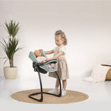 Nosidełko dla lalek Smoby Maxi Cosi Quinny 3w1: krzesełko do karmienia, nosidełko, bujak w jednym. Idealne dla małych mam.