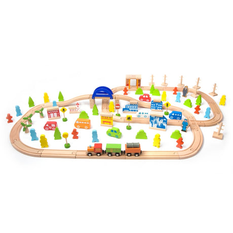 Drewniana kolejka dla dzieci Classic World, 110 elementów: pociąg, tory, figurki, akcesoria. Kreatywna zabawa dla maluchów.