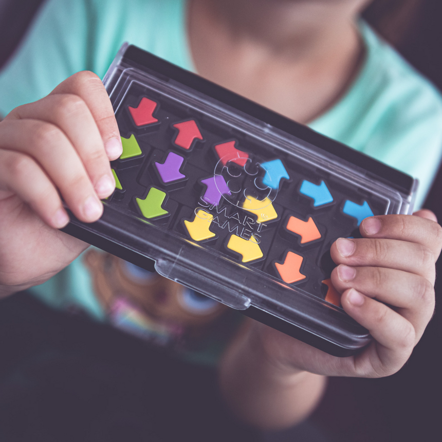 Gry logiczne Iuvi IQ Arrows podróżna łamigłówka Smart Games