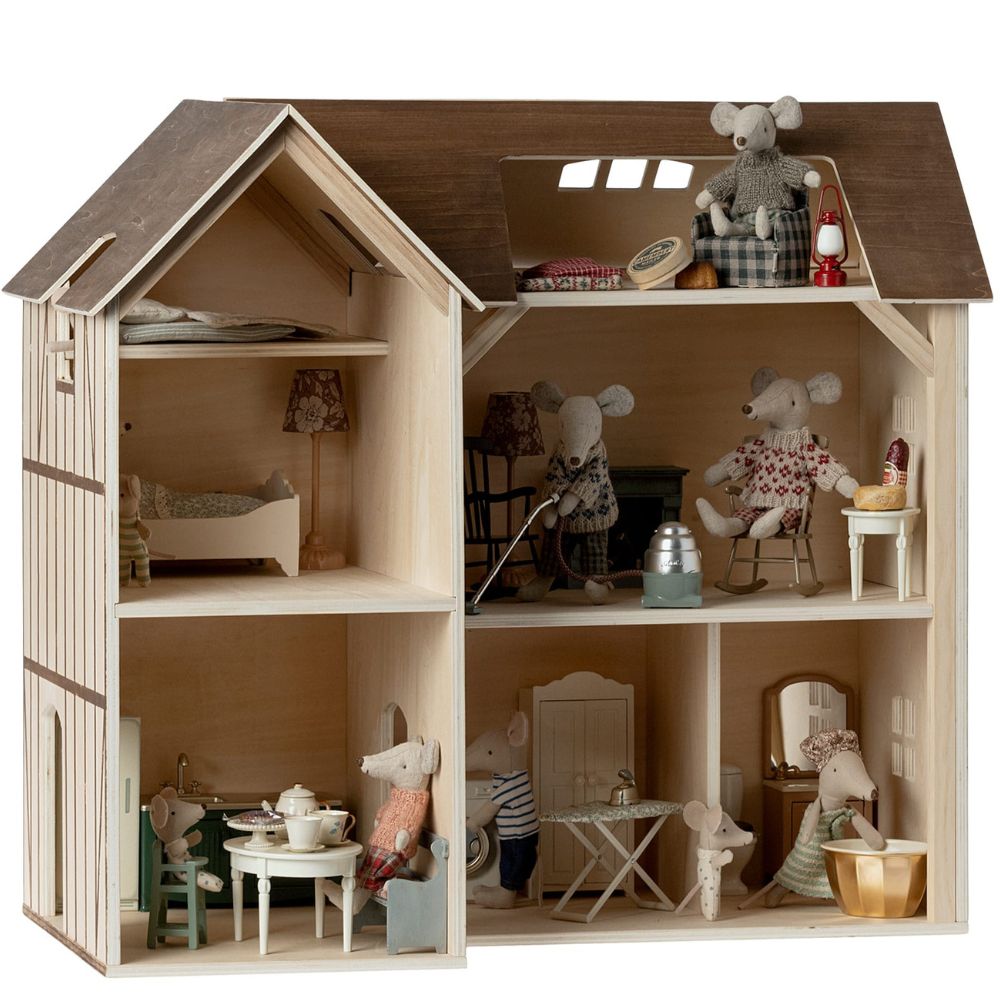 Maileg: drewniany domek dla myszek Mouse Hole Farmhouse