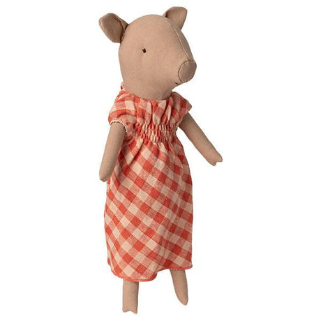 Pluszak świnka Maileg Pig Dress 34 cm, maskotka świnka z uroczą sukienką, idealna przytulanka dla każdego malucha.