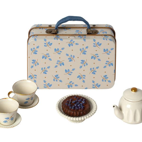 Maileg: metalowa walizka z serwisem kawowym dla myszki Madelaine Blue - Noski Noski