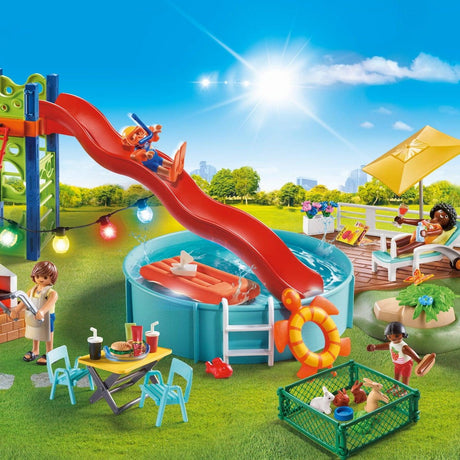 Zestaw Playmobil City Life „Przyjęcie” z basenem, zjeżdżalnią i grillem – idealny do rodzinnej zabawy w ogrodzie.