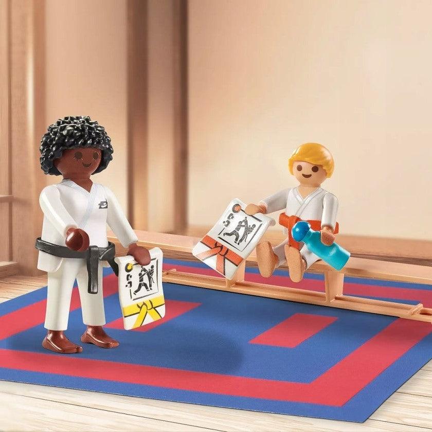 Zestaw Playmobil Sports Action Kimono Karate Trening z figurkami instruktorów i uczniów, idealny do nauki karate.