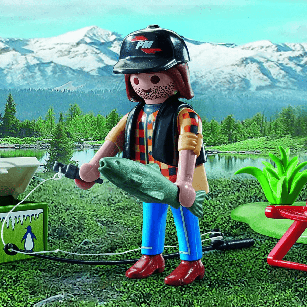 Wyprawa wędkarska Family Fun - zestaw klocków PLAYMOBIL dla dzieci 4+ z  czworonożnym przyjacielem i domkiem na drzewie