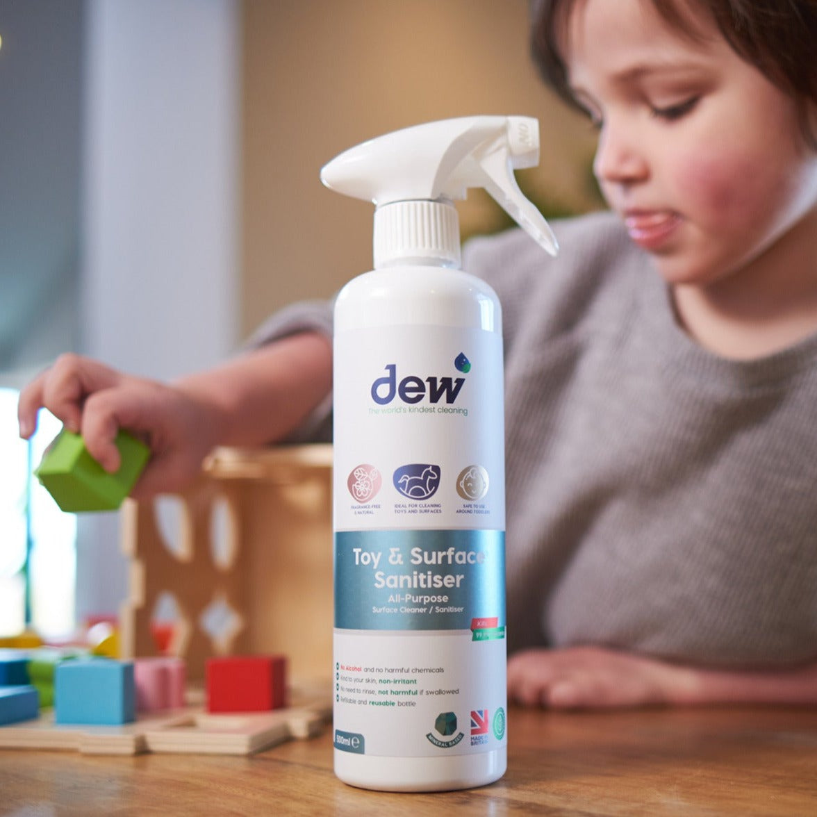 Dew: Mesure désinfectée pour les jouets et autres surfaces d'enfants 500 ml